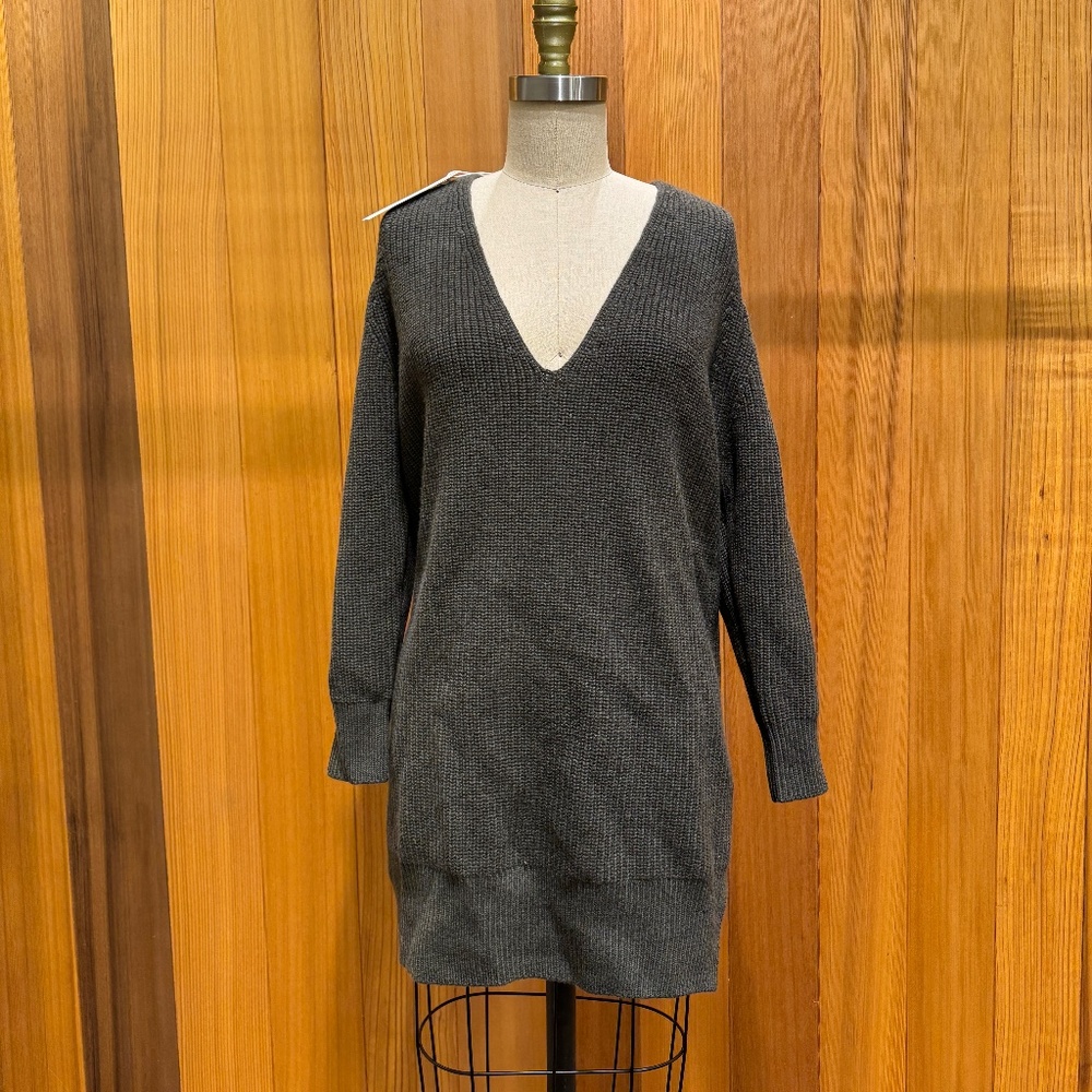 Michelle Mason cut out sleeve sweater